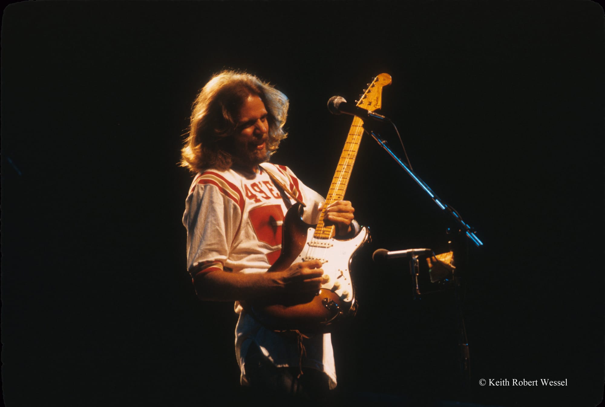 Stop Sounding Like A Beginner: The Smart Upgrade Path For Your First Electric Guitar